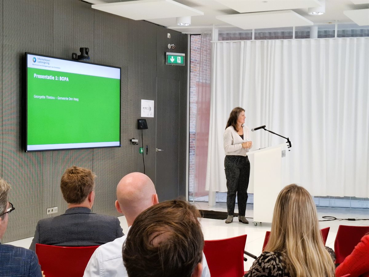 Een van de presentaties, van de gemeente Den Haag.